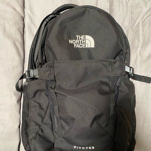 North Face Pivoter, used once, brand new